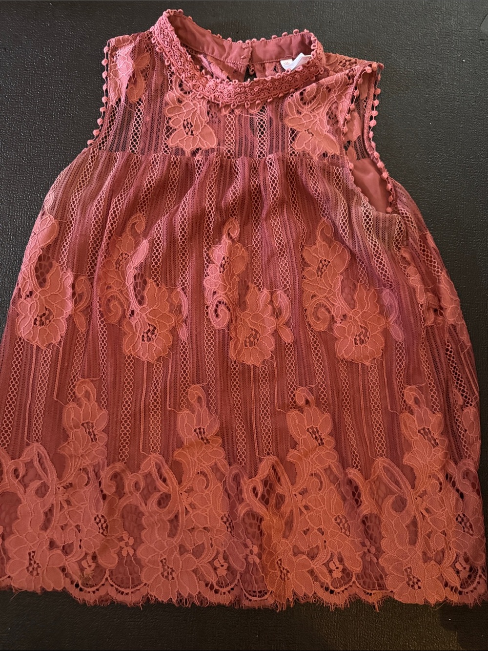 Xhilaration Dusty Rose Lace Overlay Sleeveless Tank